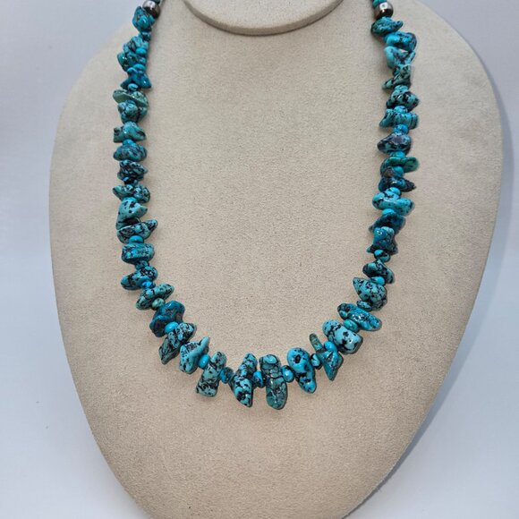 Natural Kingman Web Turquoise Nugget Necklace - Picture 5 of 5